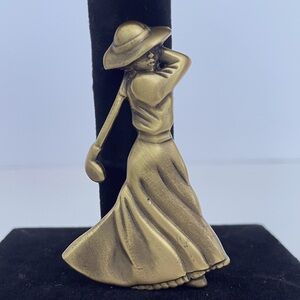 Vintage 80’s FORT Gold Tone Female Golfer Sports Patriotic Femme Pin / Brooch